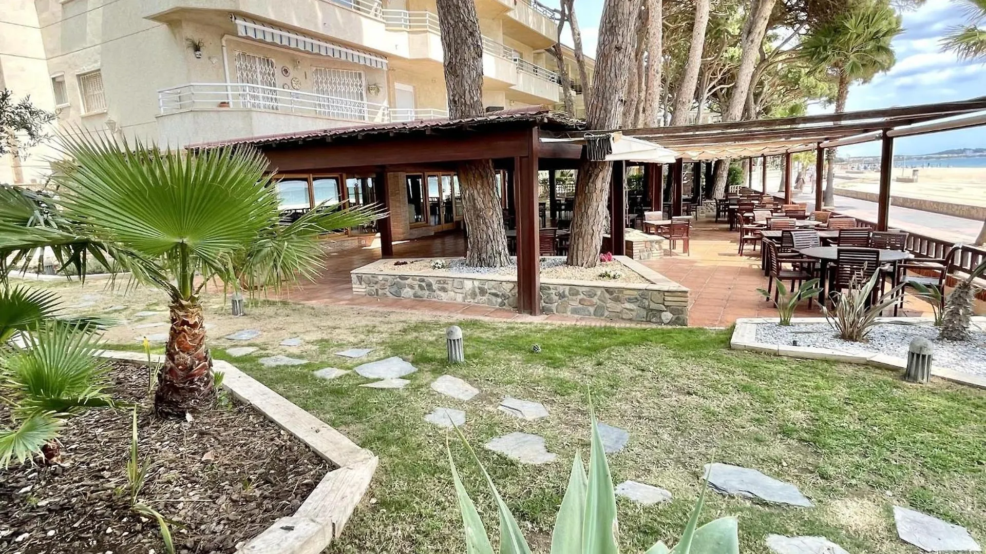 Apartbeach Nuevo Tucan Frente Playa Cambrils 0*,  Hiszpania