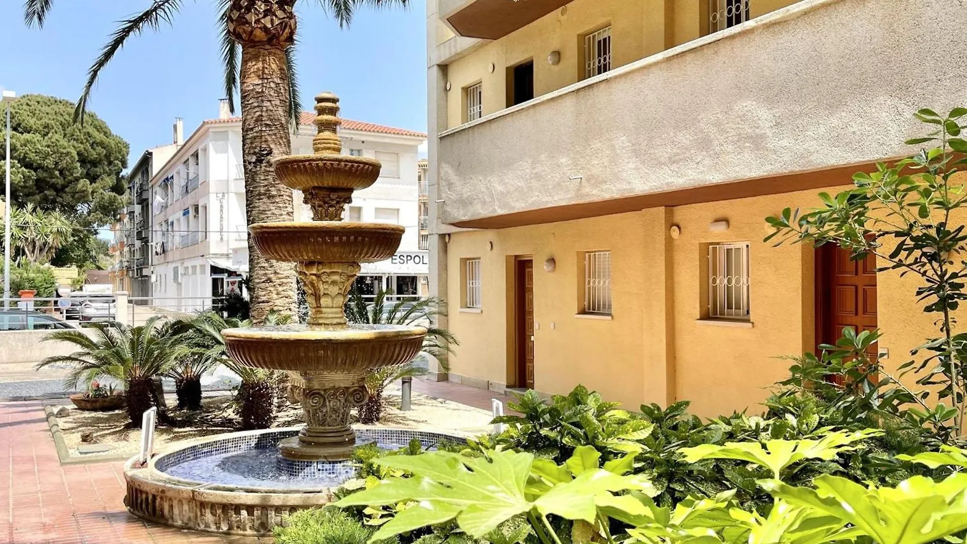 Apartbeach Nuevo Tucan Frente Playa Cambrils Apartament